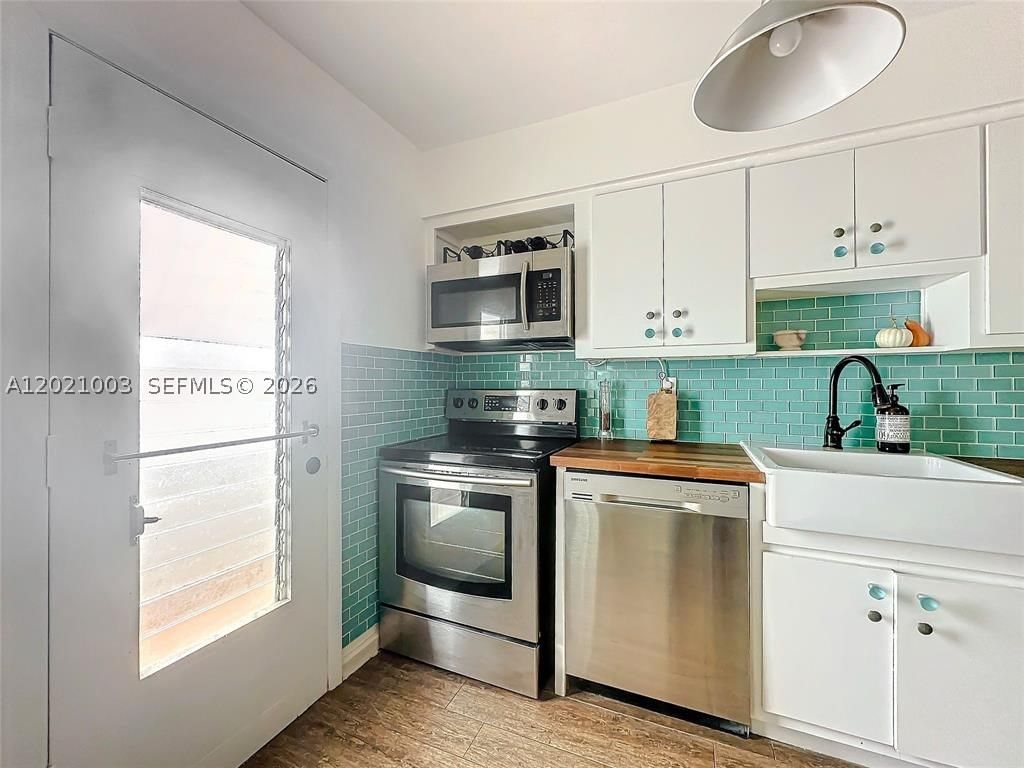 Real estate property located at 7133 Bay Dr #705, Miami-dade, The Knightsbridge Condo, Miami Beach, FL