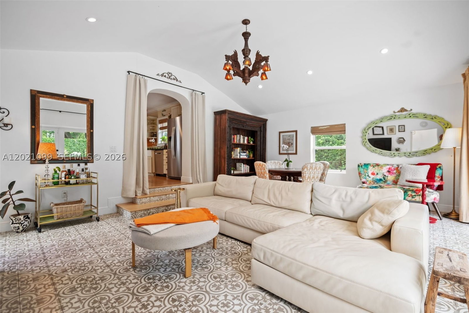Real estate property located at 37 Deer Run, Miami-dade, Country Club Estates Sec, Miami Springs, FL