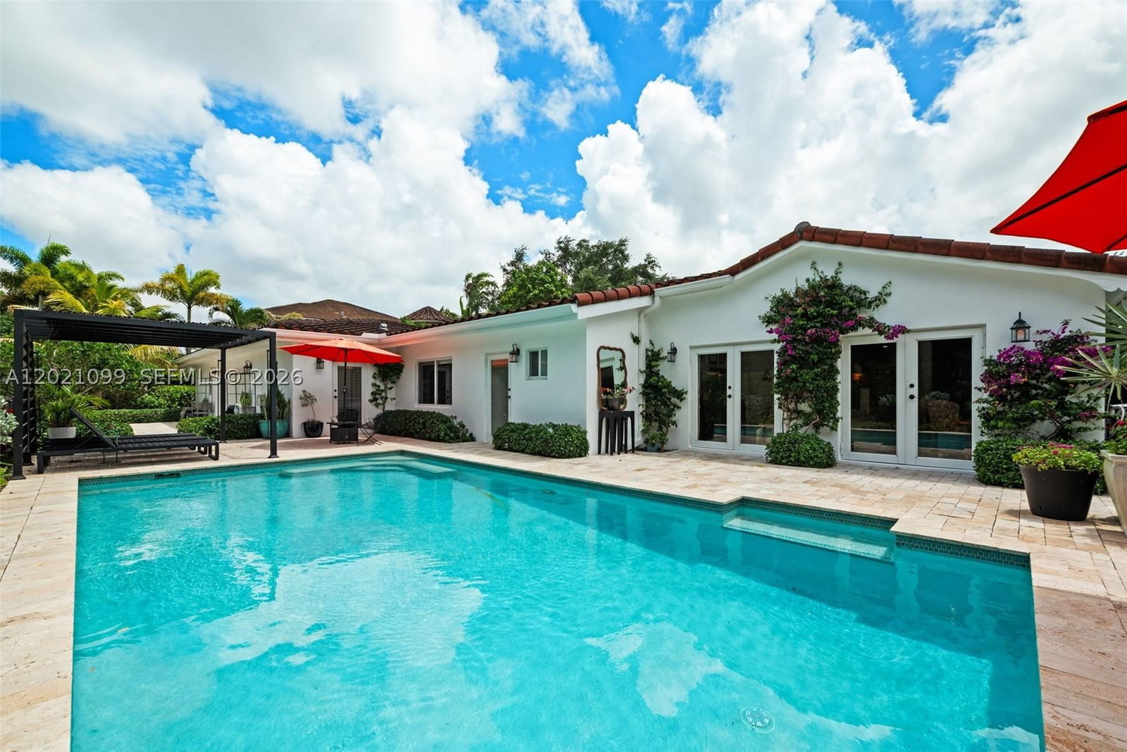 Real estate property located at 37 Deer Run, Miami-dade, Country Club Estates Sec, Miami Springs, FL