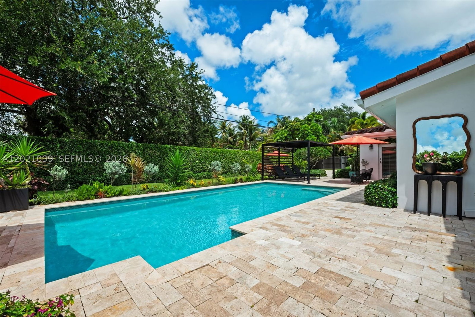 Real estate property located at 37 Deer Run, Miami-dade, Country Club Estates Sec, Miami Springs, FL