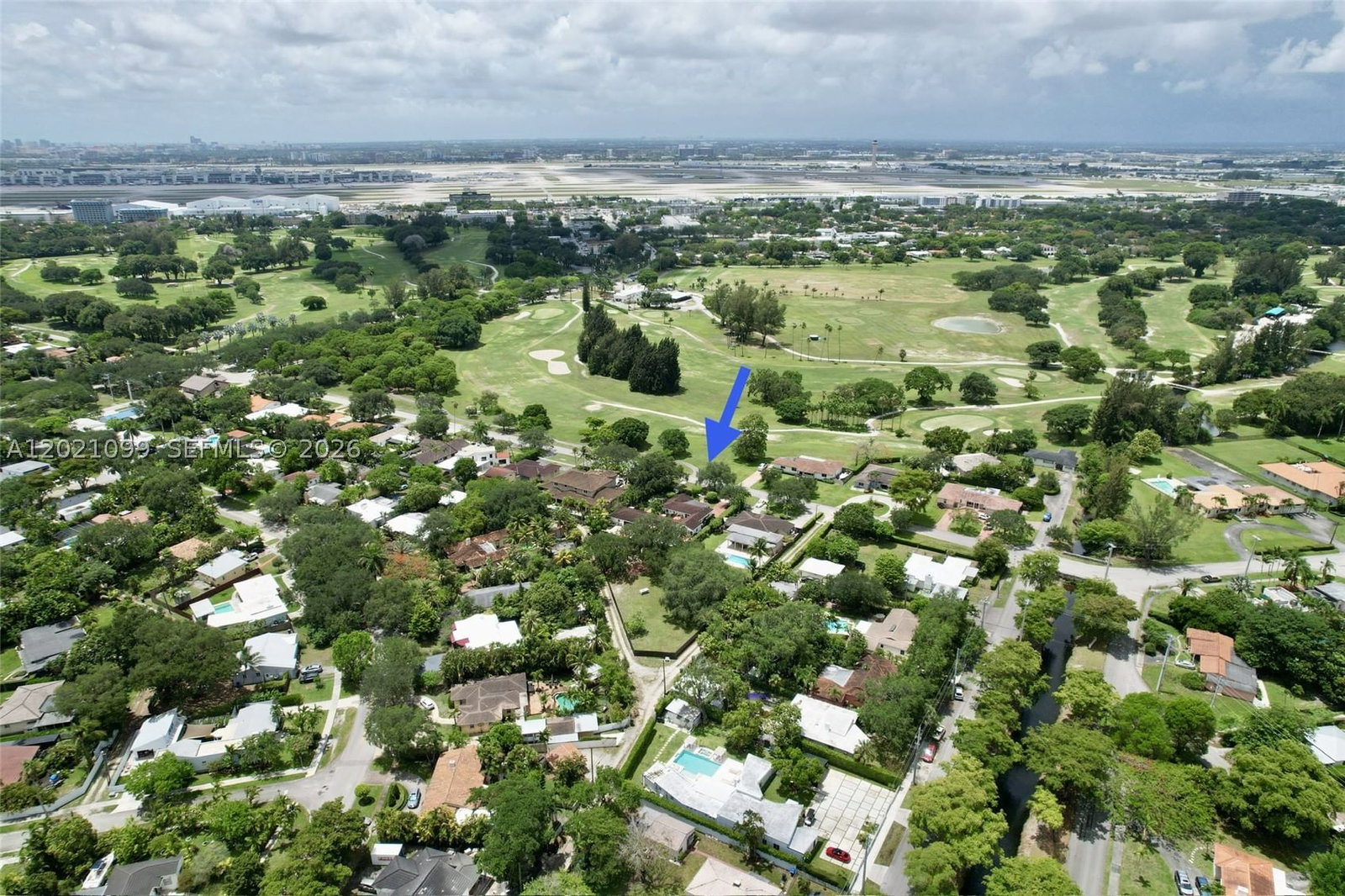 Real estate property located at 37 Deer Run, Miami-dade, Country Club Estates Sec, Miami Springs, FL