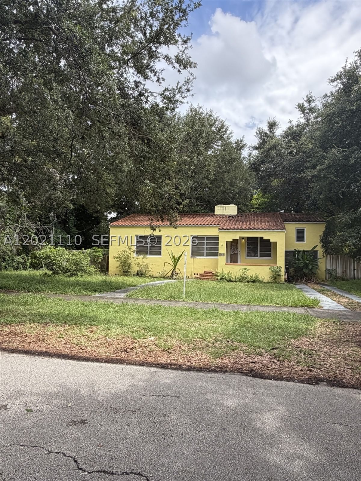 Real estate property located at 260 Hibiscus Dr, Miami-dade, Country Club Estates Sec, Miami Springs, FL