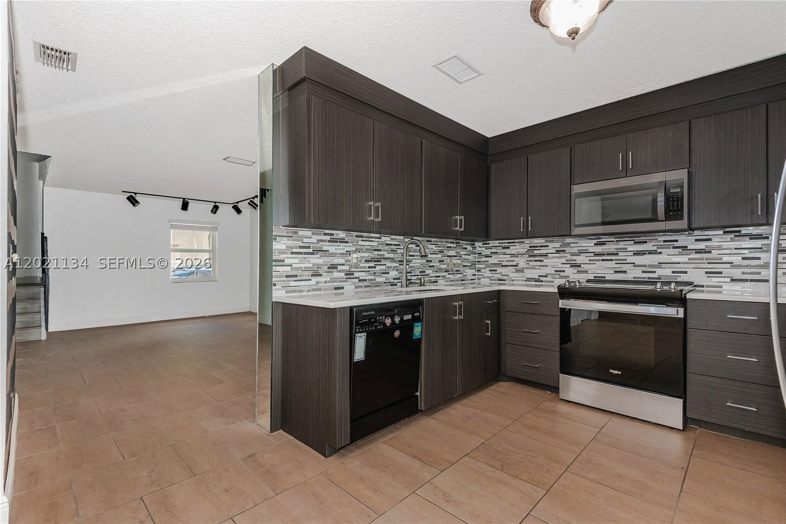 Real estate property located at 850 98th Ave, Broward, Jacaranda Parcel 216, Plantation, FL
