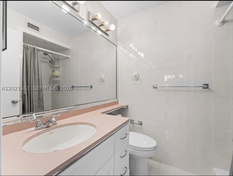 Real estate property located at 4550 68th Ct Cir #51-8, Miami-dade, Gables Point Condo I, Miami, FL