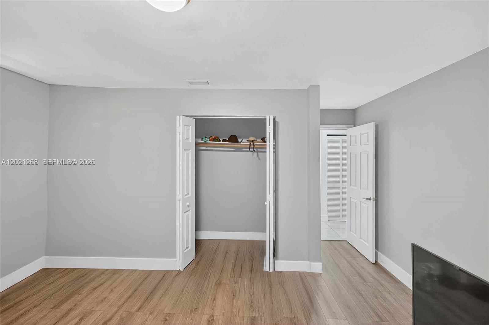 Real estate property located at 8224 1st Pl, Miami-dade, Griffin Gardens Pl, Miami, FL