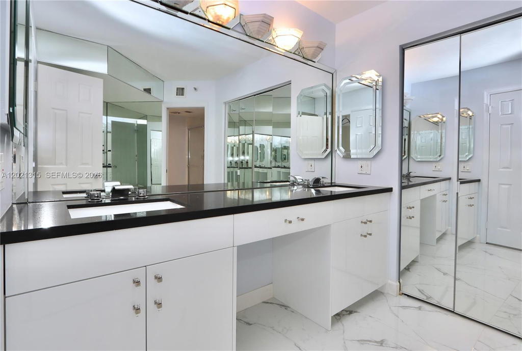 Real estate property located at 3530 Mystic Pointe Dr #2510, Miami-dade, Mystic Pointe Tower 500 C, Aventura, FL