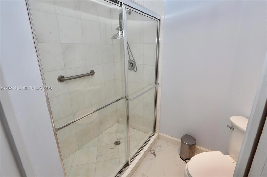 Real estate property located at 3530 Mystic Pointe Dr #2510, Miami-dade, Mystic Pointe Tower 500 C, Aventura, FL