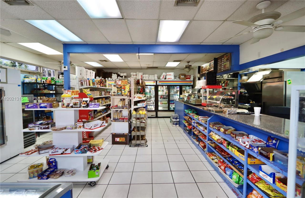 Real estate property located at 3530 Mystic Pointe Dr #2510, Miami-dade, Mystic Pointe Tower 500 C, Aventura, FL
