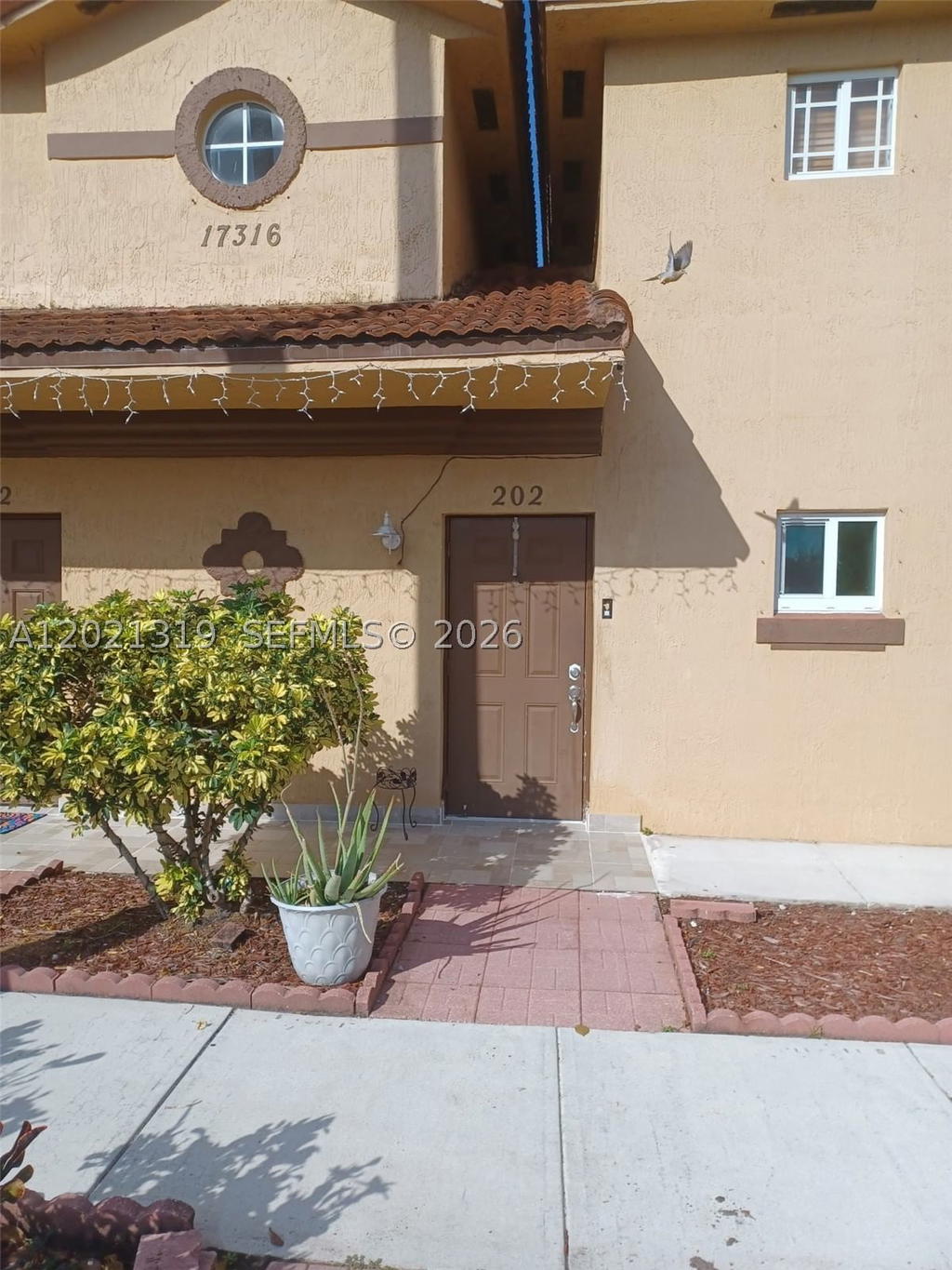 Real estate property located at 17316 74th Ave #202, Miami-dade, Belleview Villas Condo No, Hialeah, FL