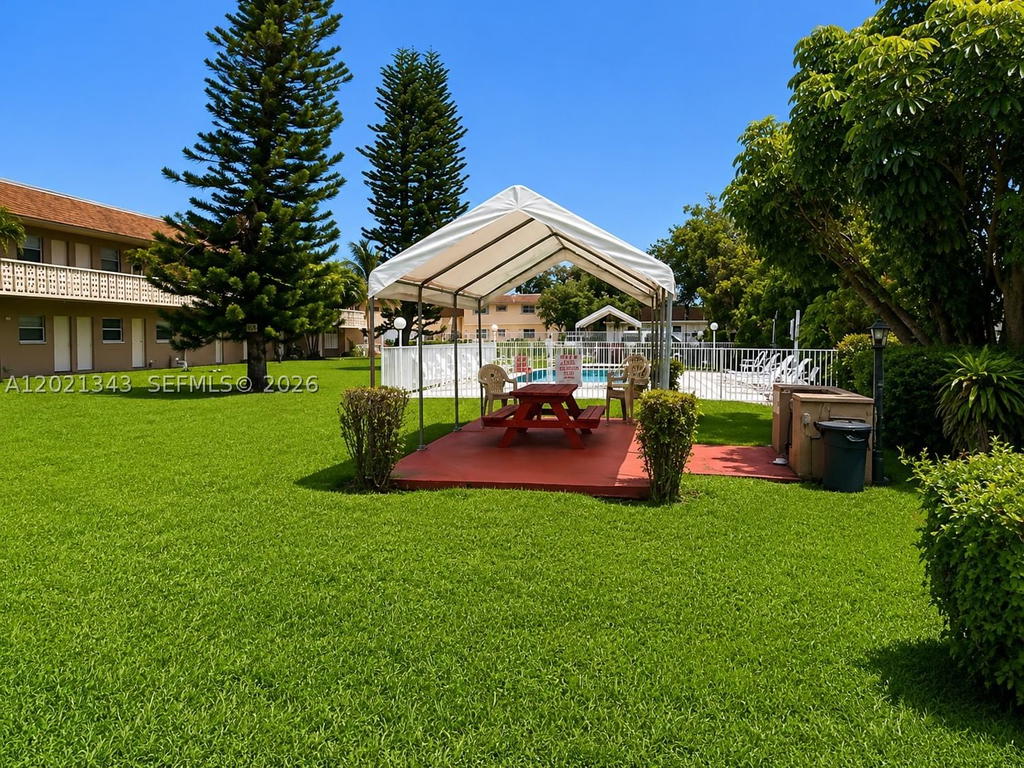 Real estate property located at 2832 Fillmore St #22, Broward, Pinewood, Hollywood, FL