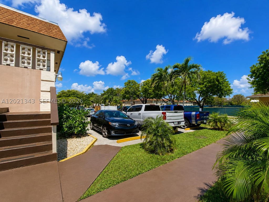 Real estate property located at 2832 Fillmore St #22, Broward, Pinewood, Hollywood, FL