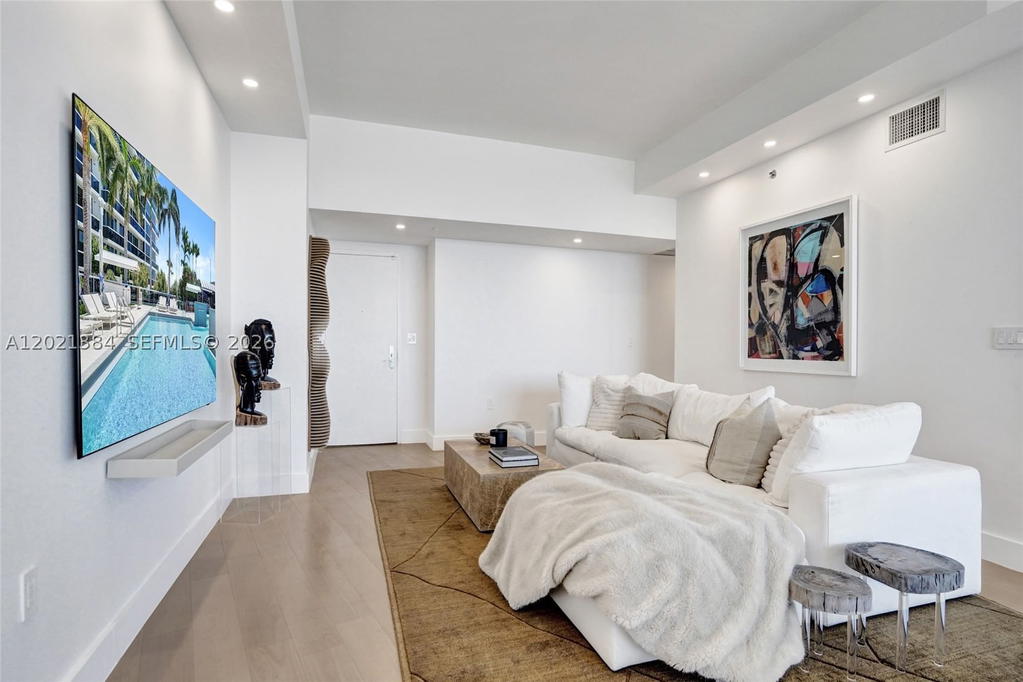Real estate property located at 400 Alton Rd PH11, Miami-dade, Murano Grande At Portofin, Miami Beach, FL