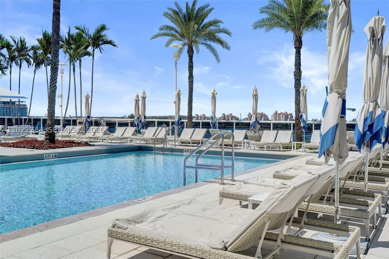 Real estate property located at 400 Alton Rd PH11, Miami-dade, Murano Grande At Portofin, Miami Beach, FL