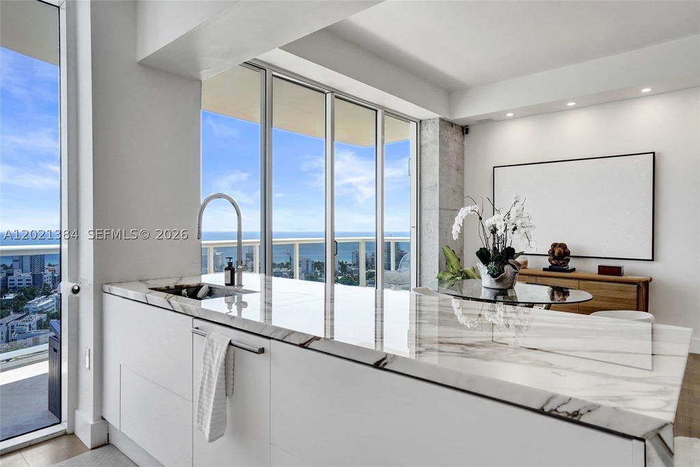 Real estate property located at 400 Alton Rd PH11, Miami-dade, Murano Grande At Portofin, Miami Beach, FL