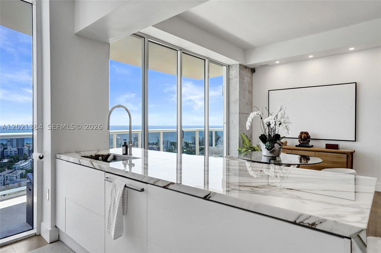 Real estate property located at 400 Alton Rd PH11, Miami-dade, Murano Grande At Portofin, Miami Beach, FL