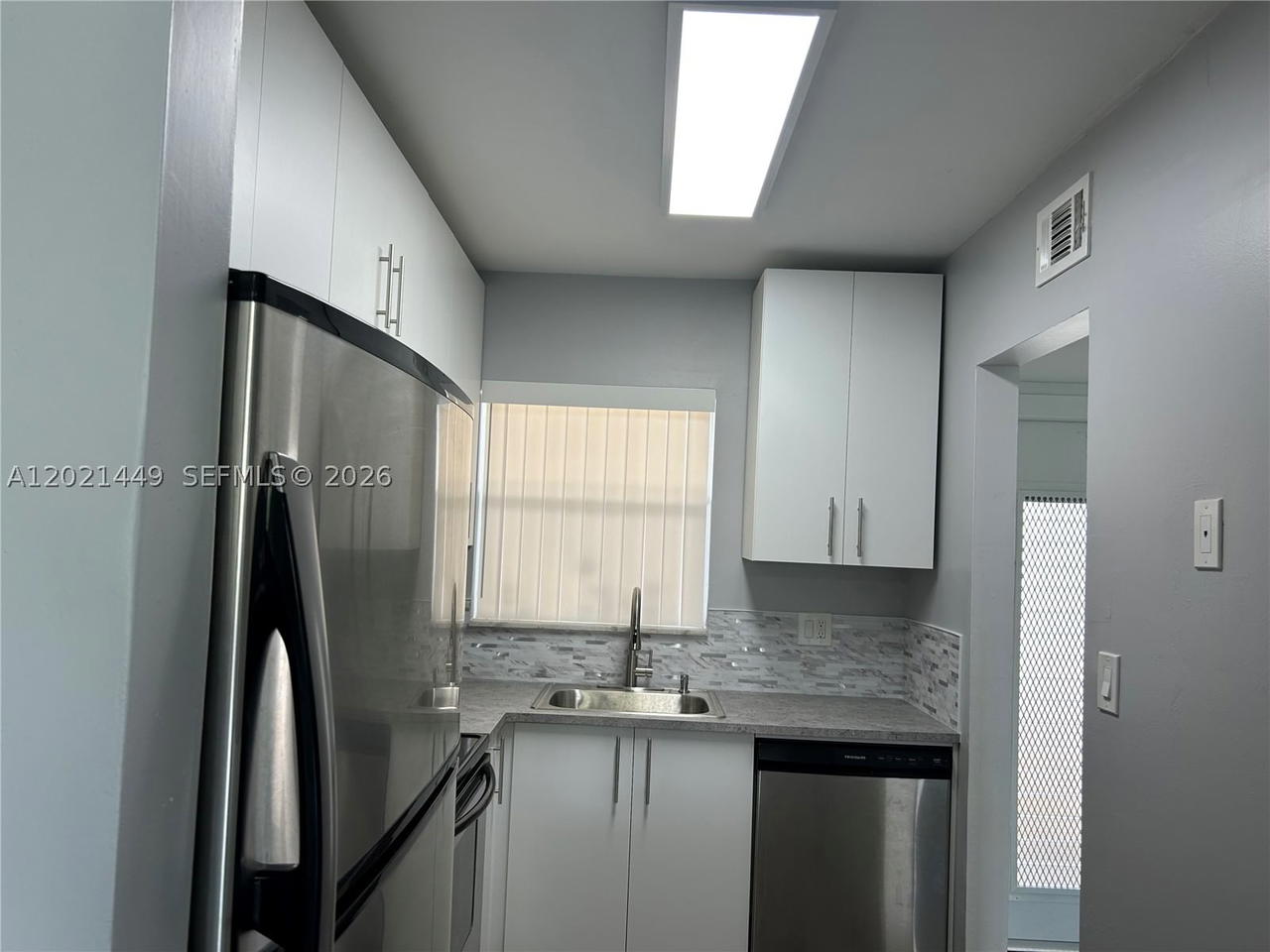 Real estate property located at 2831 Sunrise Lakes Dr #309, Broward, Sunrise Lakes Phase 1, Sunrise, FL