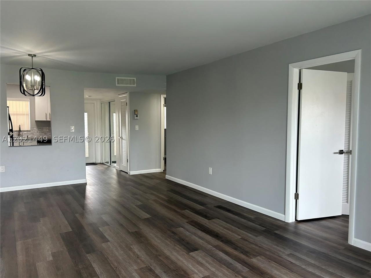 Real estate property located at 2831 Sunrise Lakes Dr #309, Broward, Sunrise Lakes Phase 1, Sunrise, FL