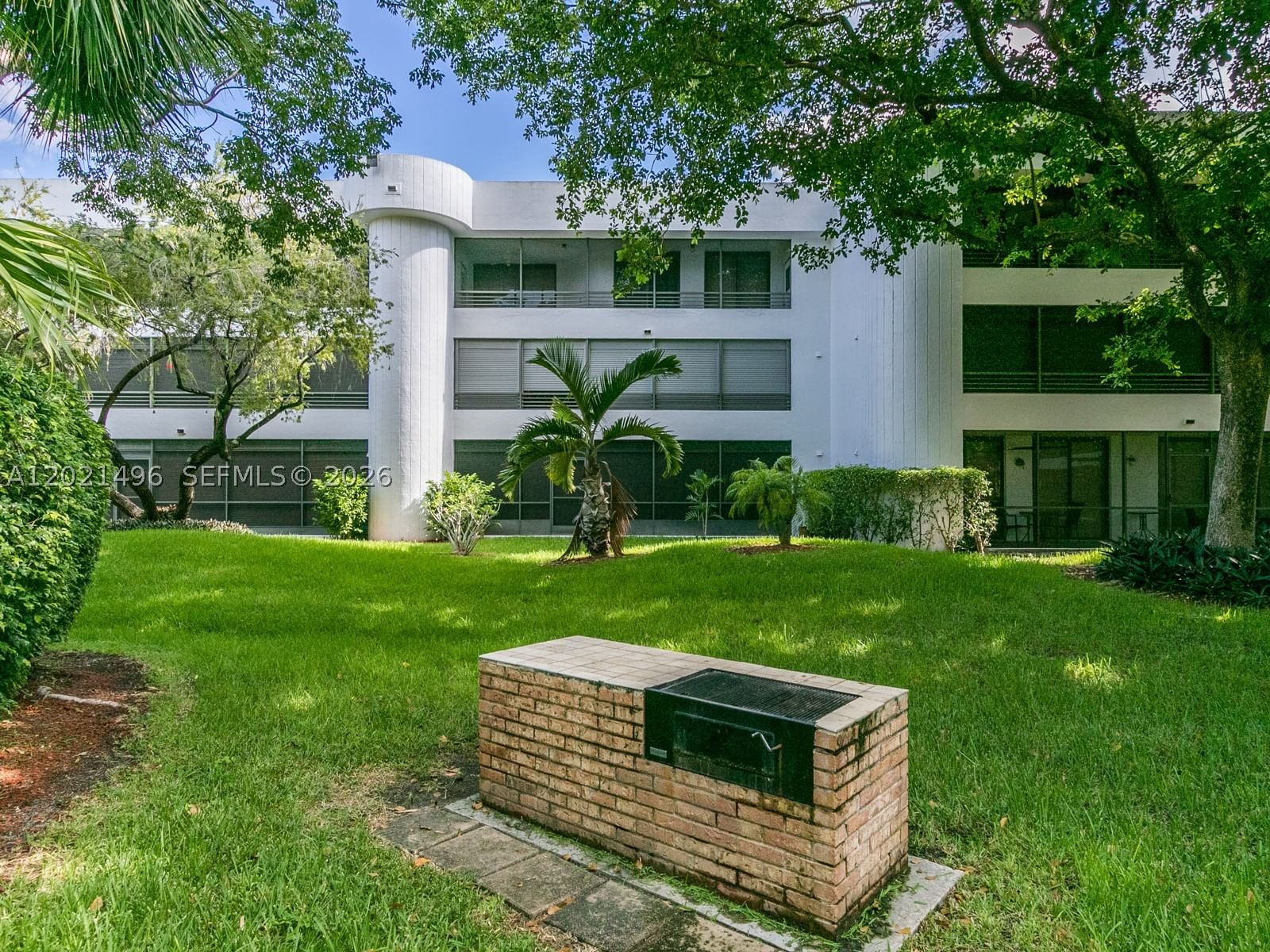 Real estate property located at 1420 Sheridan St #3H, Broward, Sheridan By The Beach Con, Hollywood, FL
