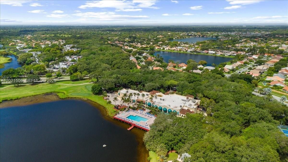 Real estate property located at 9501 Seagrape Dr #102, Broward, Condo 5 Of Sabal Palm Con, Davie, FL