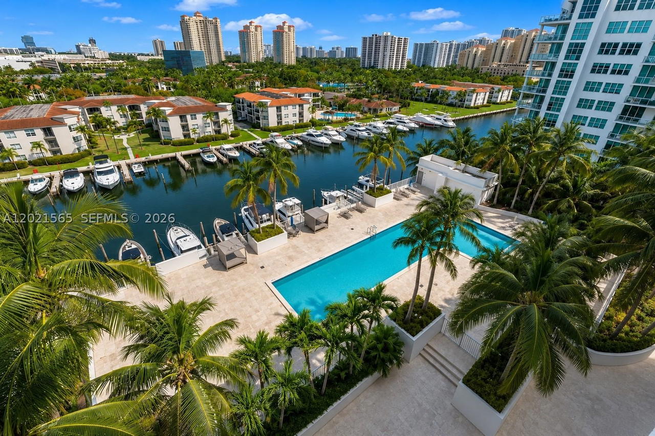 Real estate property located at 3029 188th St #819, Miami-dade, Uptown Marina Lofts Condo, Aventura, FL