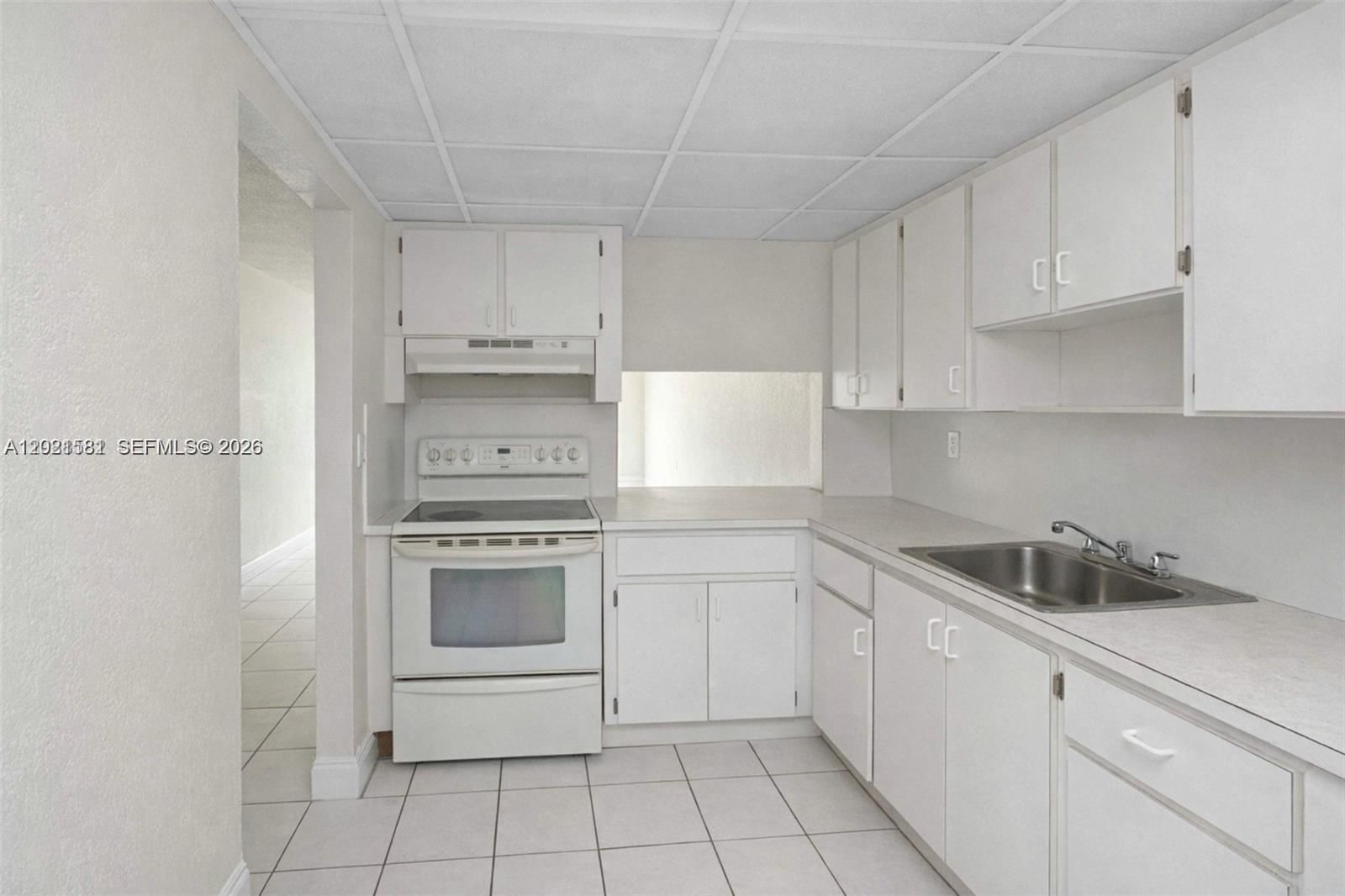 Real estate property located at 505 177th St #126, Miami-dade, New World Condo Apts Iv, Miami Gardens, FL