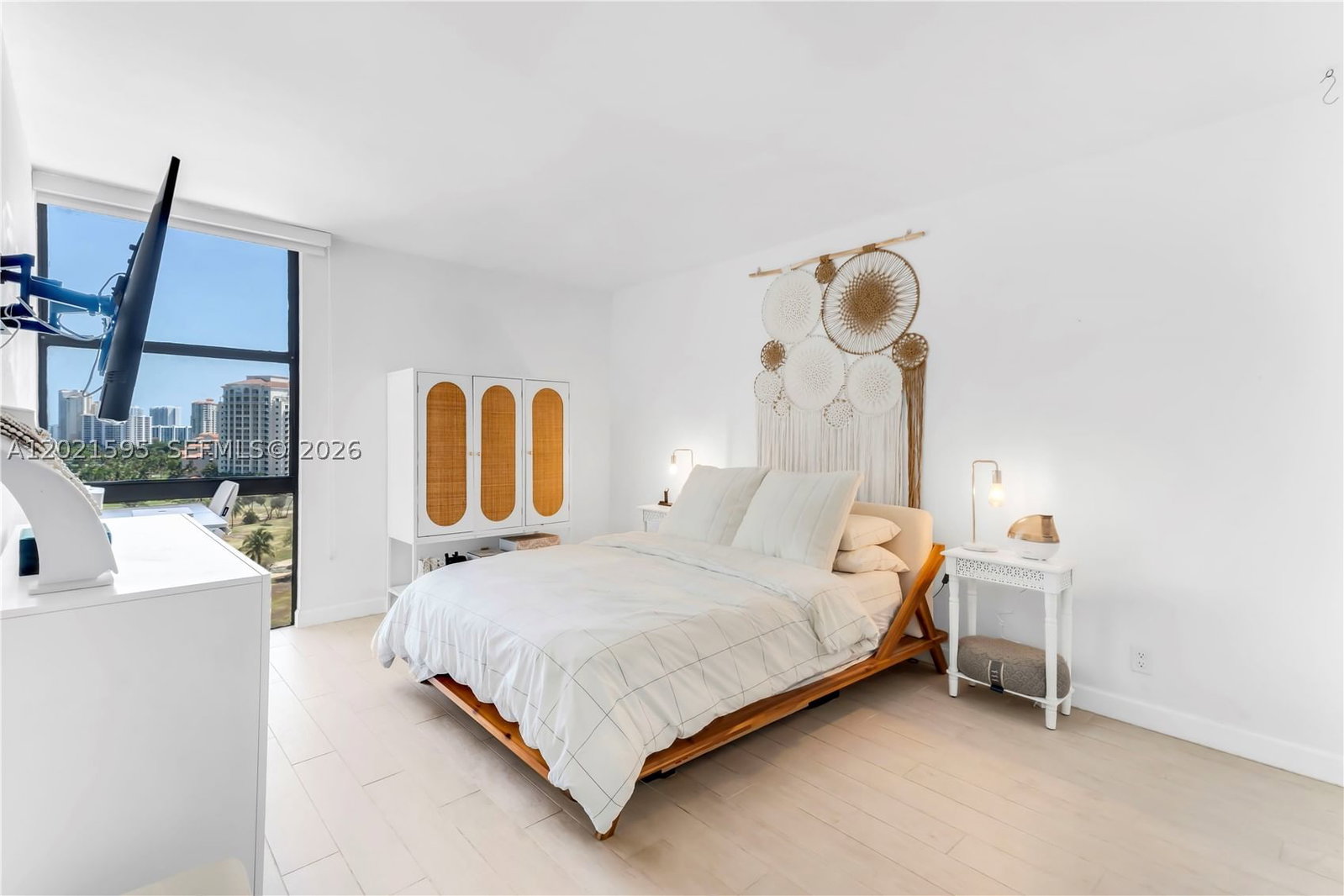 Real estate property located at 20379 Country Club Dr #1237, Miami-dade, Country Club - Turnberry, Aventura, FL