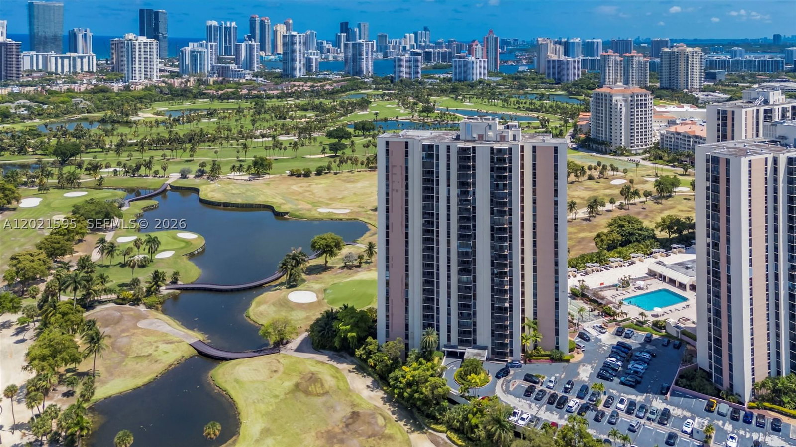Real estate property located at 20379 Country Club Dr #1237, Miami-dade, Country Club - Turnberry, Aventura, FL
