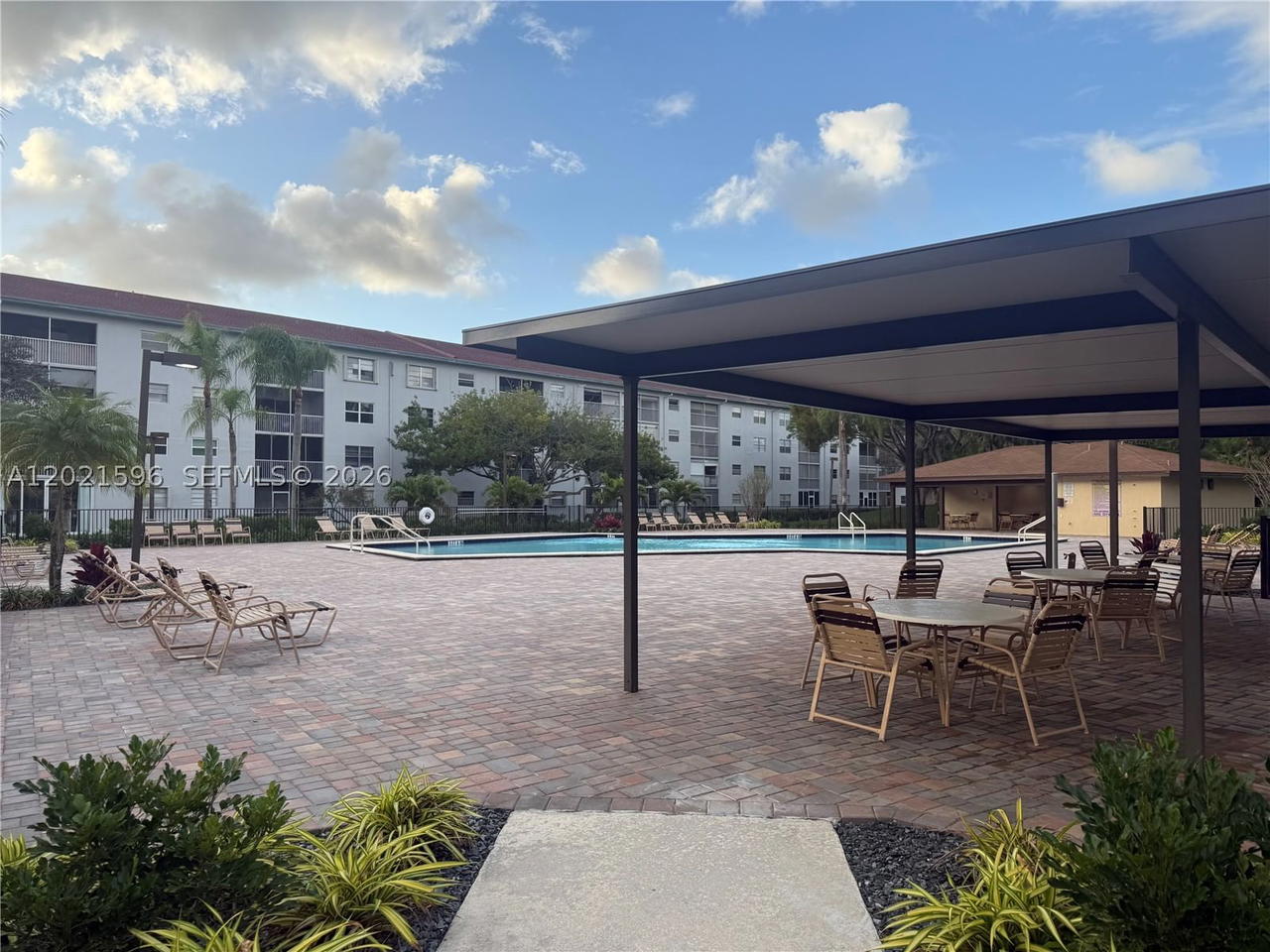 Real estate property located at 12501 14th St #314R, Broward, Cambridge At Century Vill, Pembroke Pines, FL