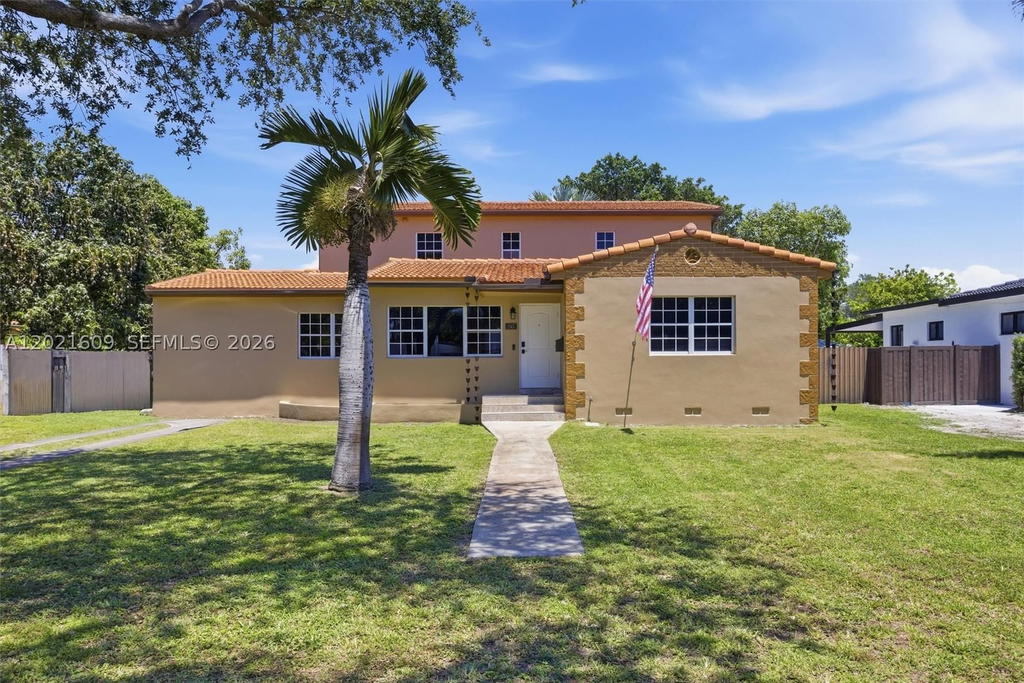 Real estate property located at 245 Lenape Dr, Miami-dade, Rev Pl Of Golf Course Add, Miami Springs, FL