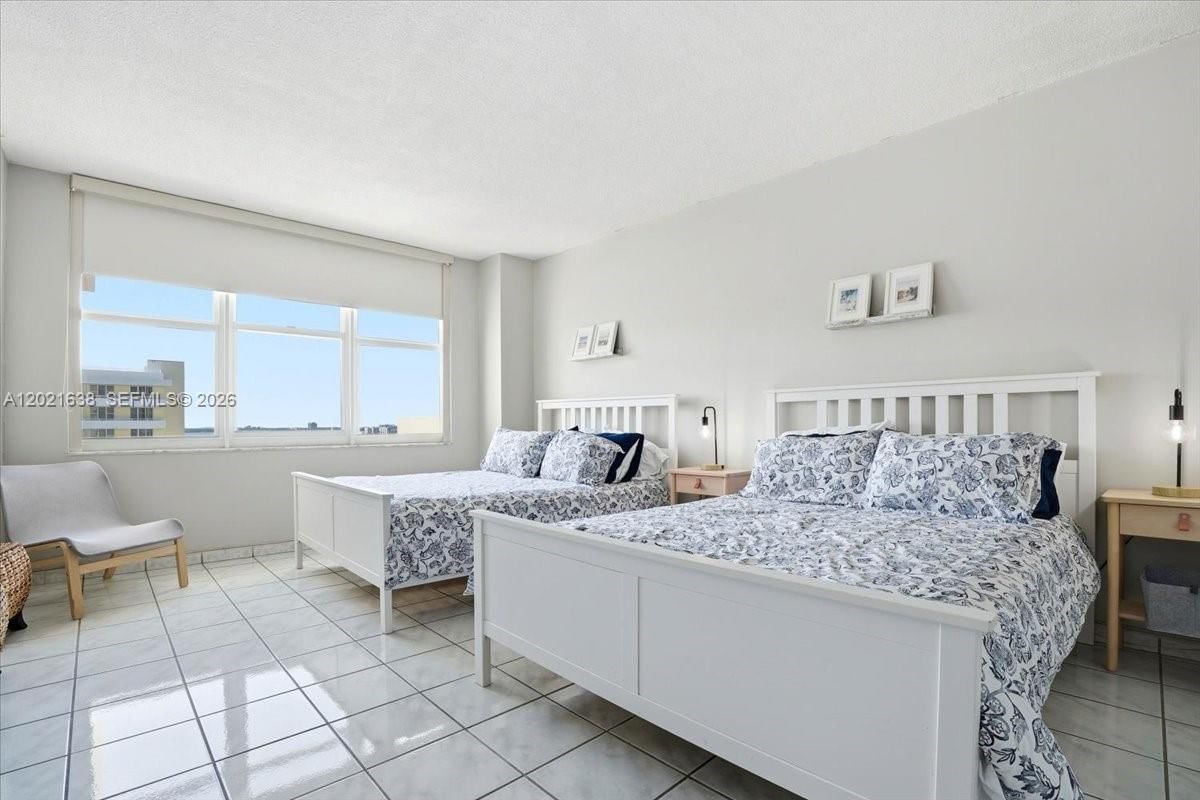 Real estate property located at 5601 Collins Ave #1517, Miami-dade, The Pavilion Condo, Miami Beach, FL