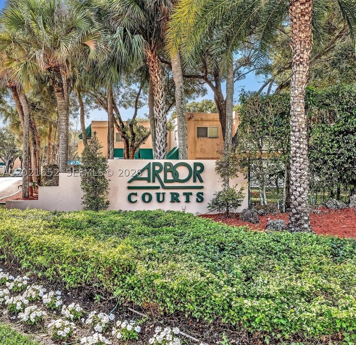 Real estate property located at 14326 96th Ln, Miami-dade, Kendall Center, Miami, FL