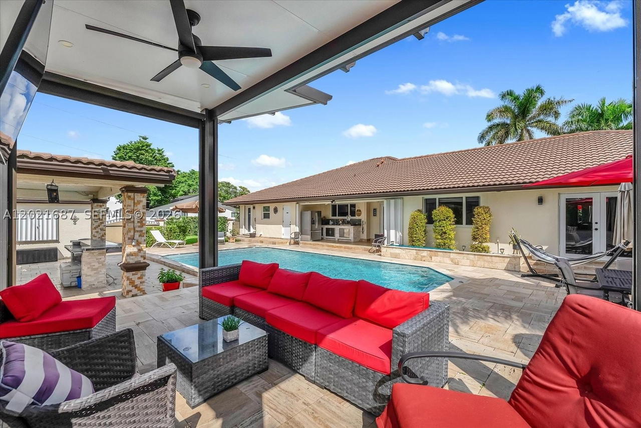 Real estate property located at 9796 28th Ter, Miami-dade, Vanderbilt Park Amd Pl, Doral, FL
