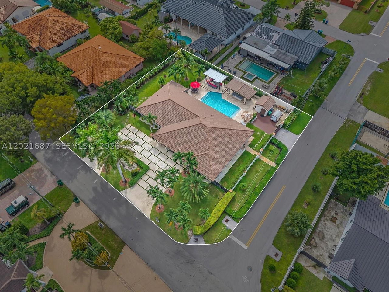 Real estate property located at 9796 28th Ter, Miami-dade, Vanderbilt Park Amd Pl, Doral, FL