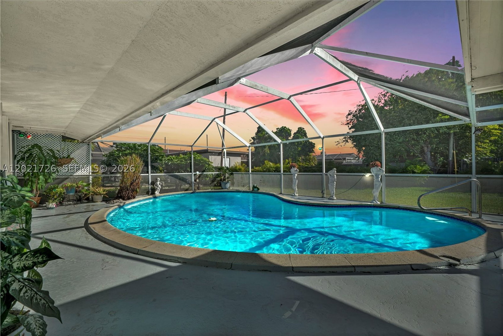 Real estate property located at 11260 181st Ter, Miami-dade, Green Hills Sec 1, Miami, FL