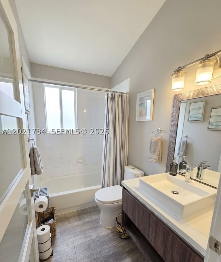 Real estate property located at 2908 36th Ave, Broward, Hollywood Gardens, Hollywood, FL