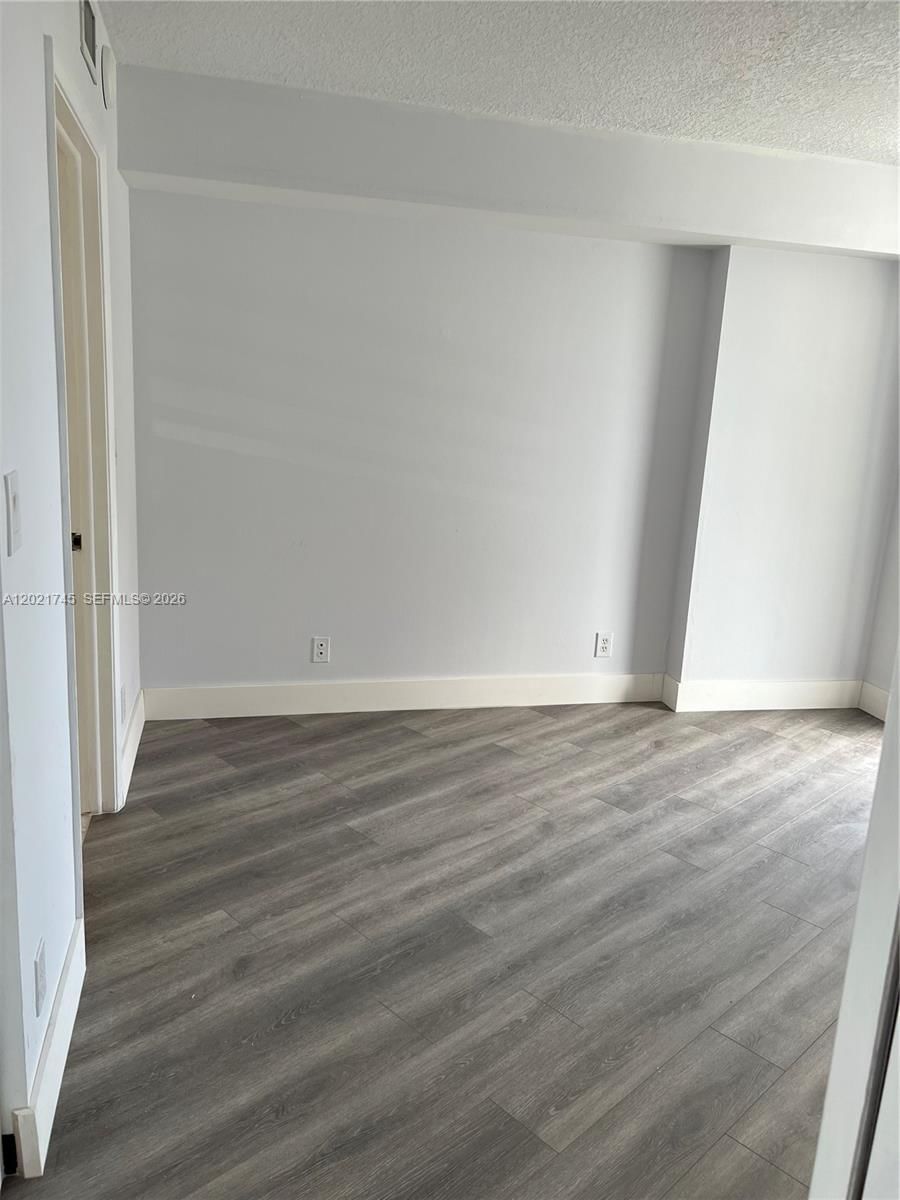 Real estate property located at 3300 192nd St #616, Miami-dade, Parc Central Aventura Eas, Aventura, FL
