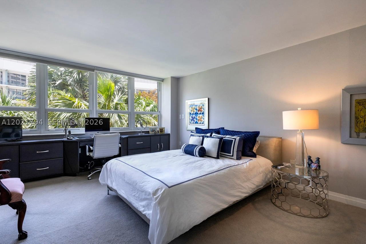 Real estate property located at 3 Grove Isle Dr C307, Miami-dade, Grove Isle Condo, Miami, FL