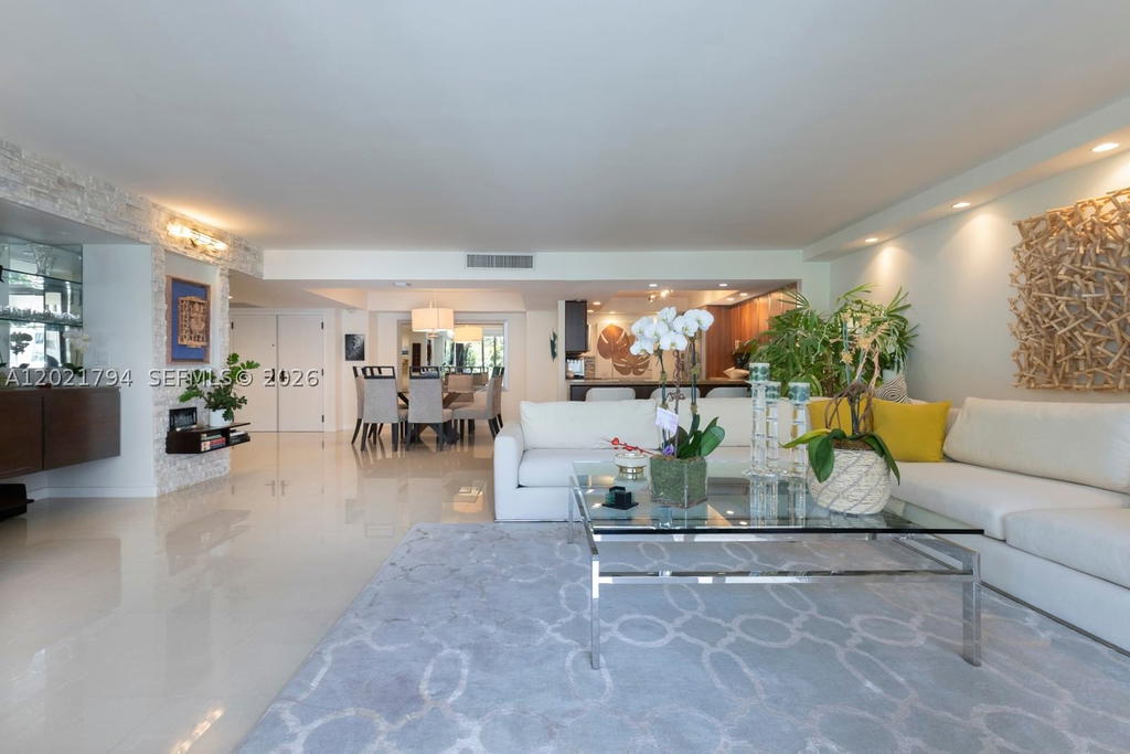 Real estate property located at 3 Grove Isle Dr C307, Miami-dade, Grove Isle Condo, Miami, FL
