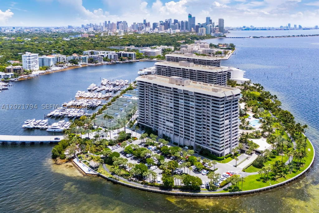 Real estate property located at 3 Grove Isle Dr C307, Miami-dade, Grove Isle Condo, Miami, FL