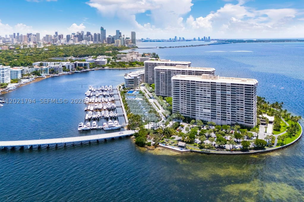 Real estate property located at 3 Grove Isle Dr C307, Miami-dade, Grove Isle Condo, Miami, FL