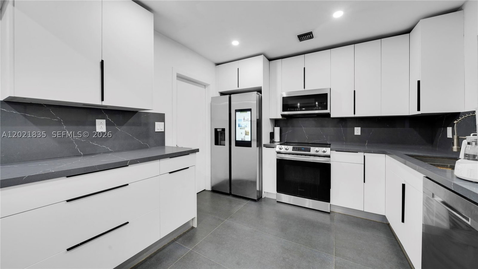 Real estate property located at 603 32nd Ave, Broward, Orangebrook Golf Estates, Hollywood, FL