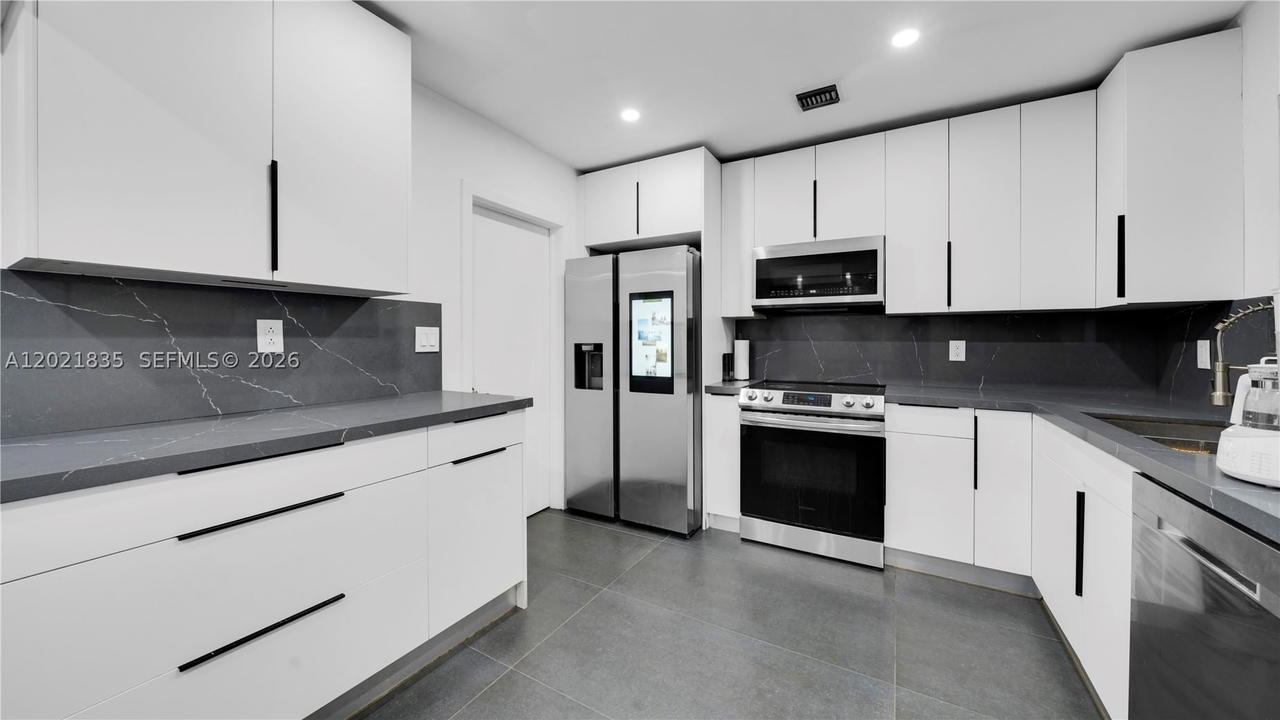 Real estate property located at 603 32nd Ave, Broward, Orangebrook Golf Estates, Hollywood, FL
