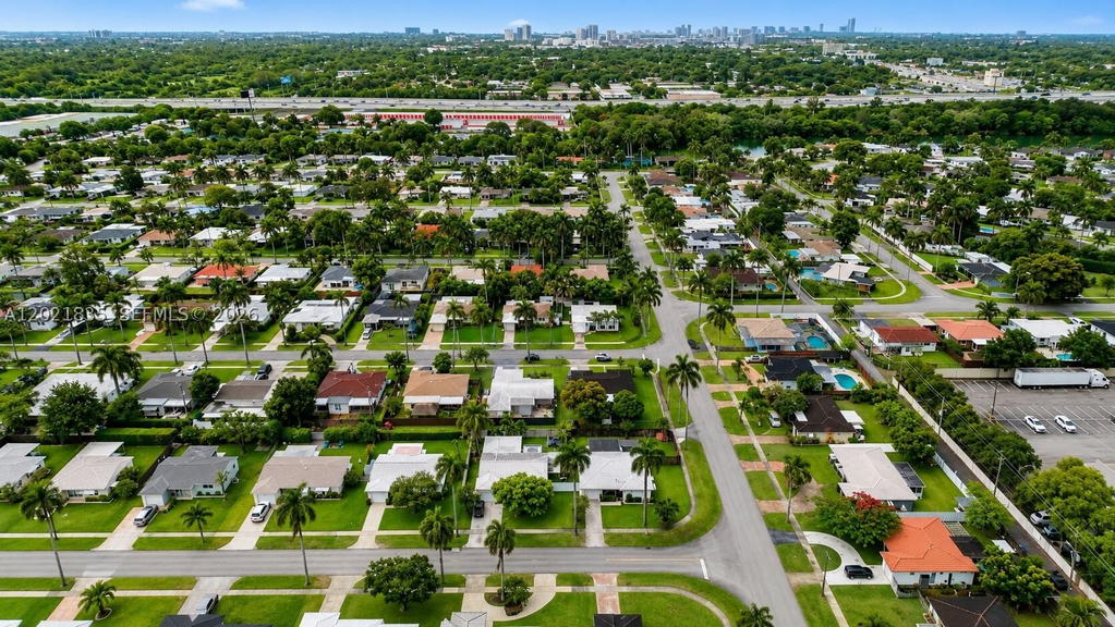 Real estate property located at 603 32nd Ave, Broward, Orangebrook Golf Estates, Hollywood, FL