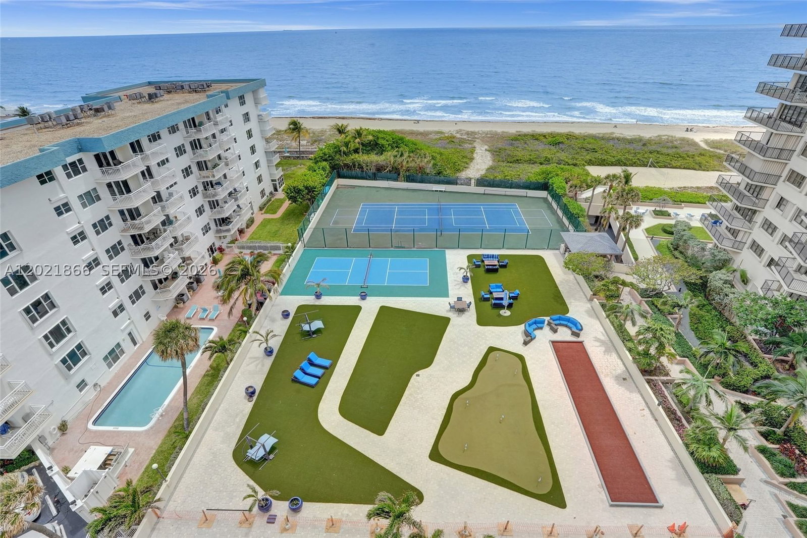 Real estate property located at 1800 Ocean Blvd #1012, Broward, Hampton Beach Club Condo, Lauderdale By The Sea, FL
