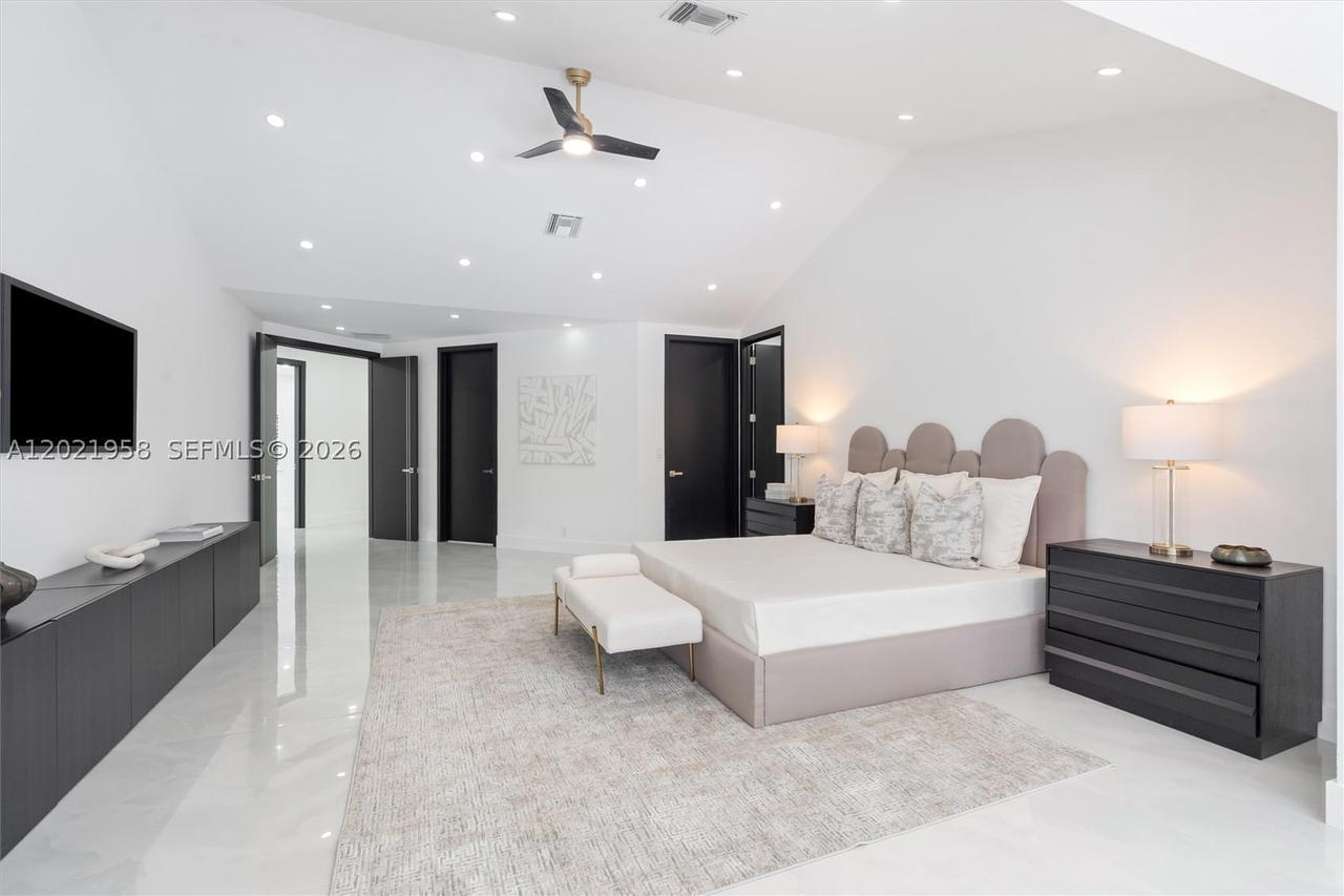 Real estate property located at 7011 Hialeah Ln, Broward, Cypress Head, Parkland, FL