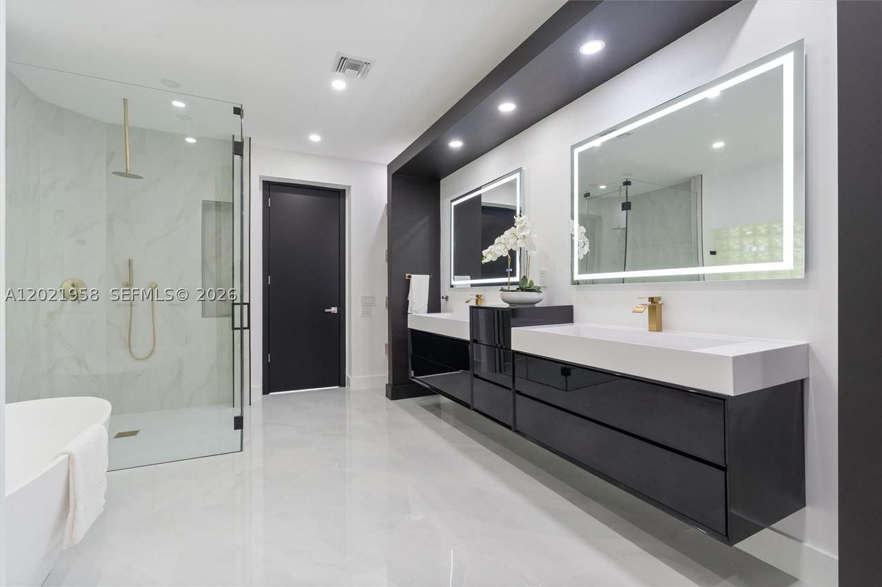 Real estate property located at 7011 Hialeah Ln, Broward, Cypress Head, Parkland, FL