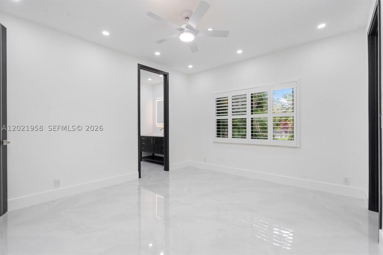 Real estate property located at 7011 Hialeah Ln, Broward, Cypress Head, Parkland, FL