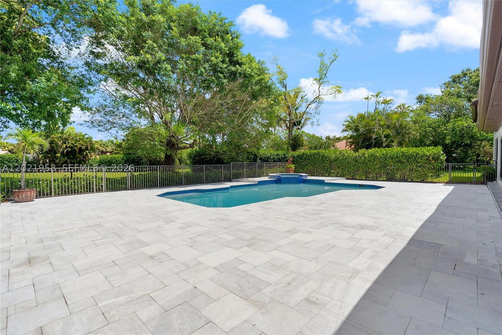 Real estate property located at 7011 Hialeah Ln, Broward, Cypress Head, Parkland, FL