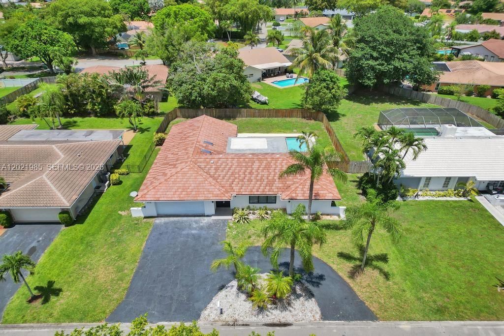 Real estate property located at 8775 1st Pl, Broward, Shadow Wood, Coral Springs, FL
