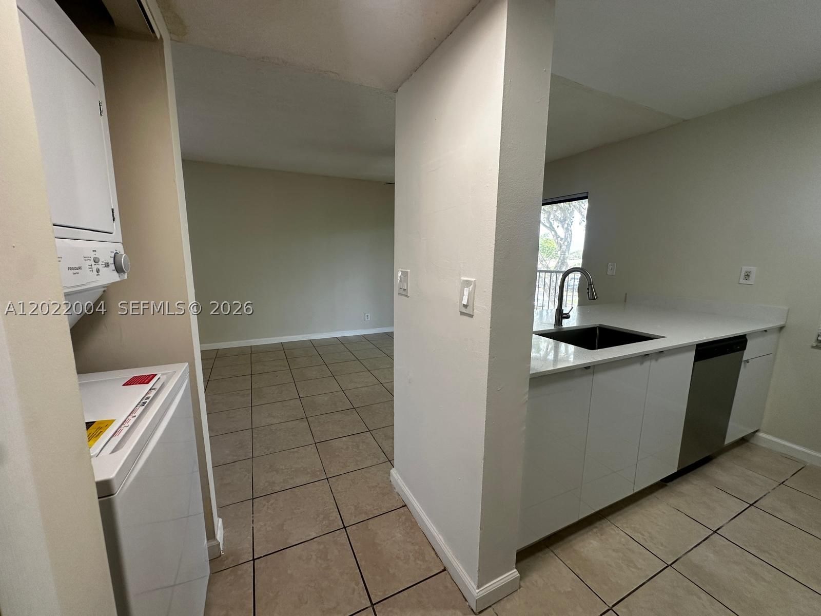 Real estate property located at 3400 Foxcroft Rd #301, Broward, Miramar Club Condominium, Miramar, FL
